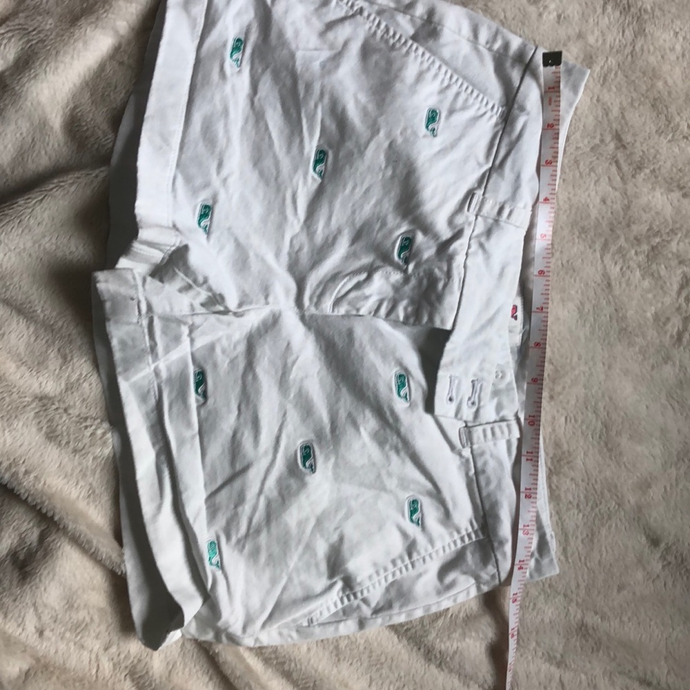 Vineyard vines whale shorts
